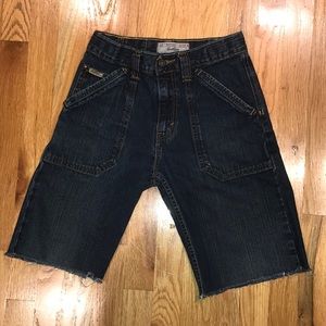 4/$10 LEVI STRAUSS CUT OFF JEANS